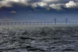 Die Öresundbrücke. Sie führt von Schweden nach Deutschland.